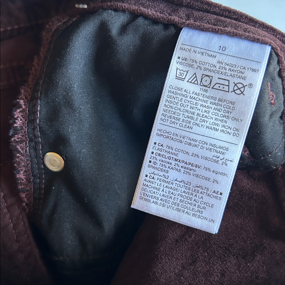 Old Navy Plum Velvet Higher High-Rise Flare Jeans Secret-Smooth Pockets Purple - Picture 14 of 14